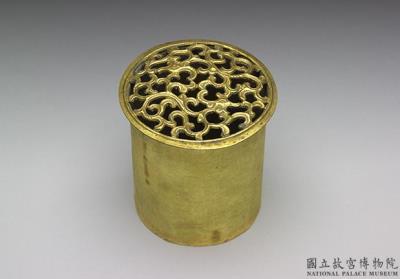 图片[2]-Jar with three loop handles in celadon glaze (incl. metal inner liner), Ming dynasty, Yongle reign (1402-1424)-China Archive